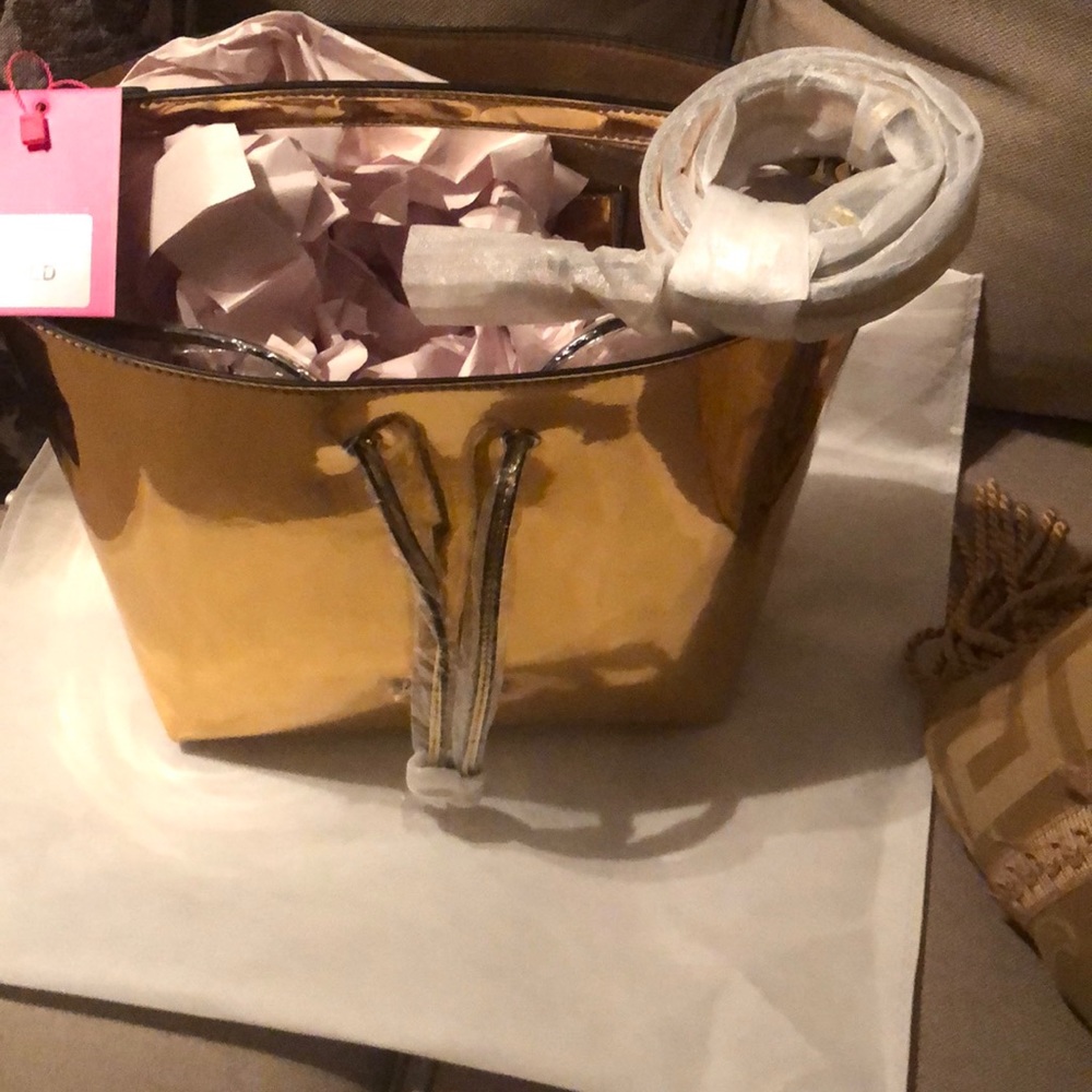 SassyJones Gold Emma Brand New